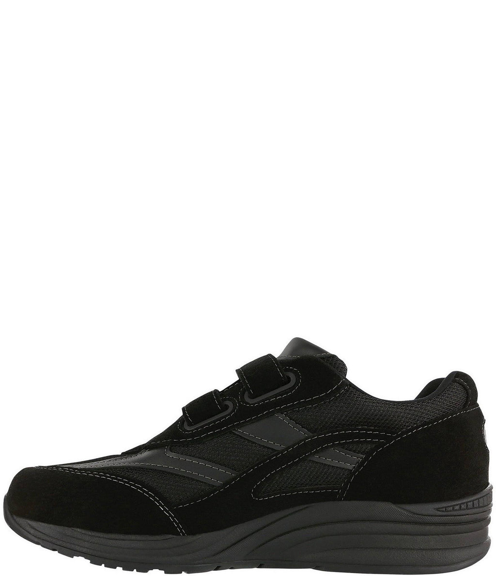 Black 11 Wide Mesh Shoes C21110