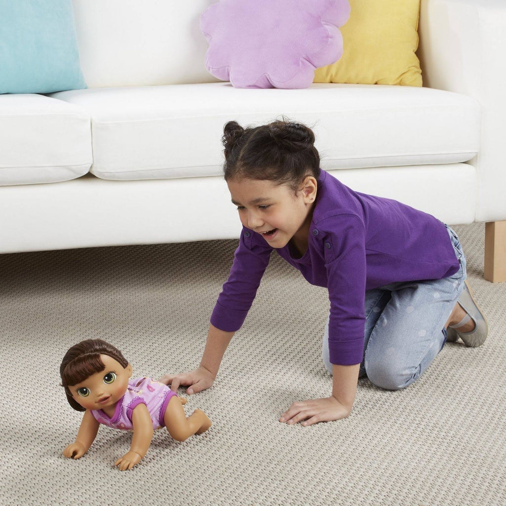 Baby Alive Baby Go Bye Bye (Brunette) D226115