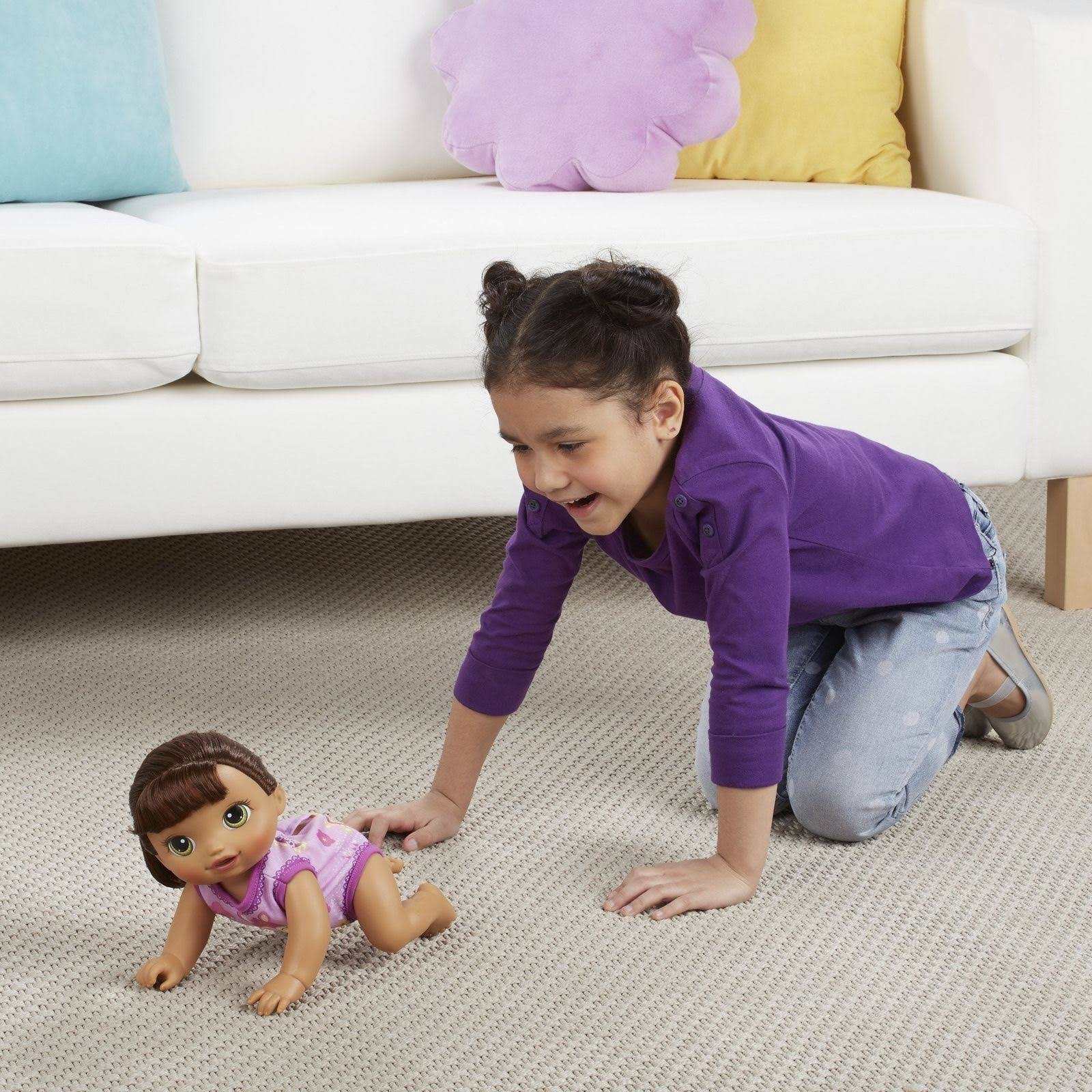 Baby Alive Baby Go Bye Bye (Brunette) D226115