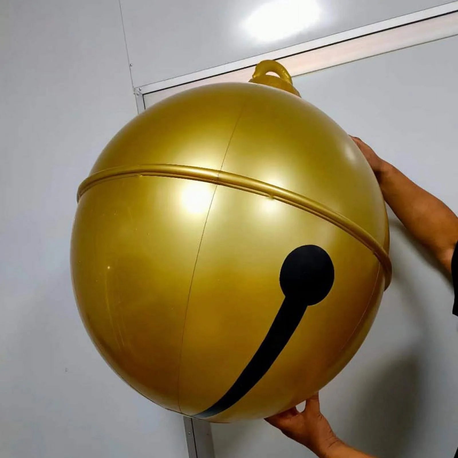 23.6Inches Outdoor PVC Inflatable Christmas Ball W144