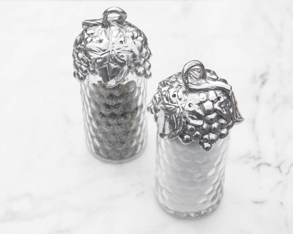 Grape Salt and Pepper Set C34093