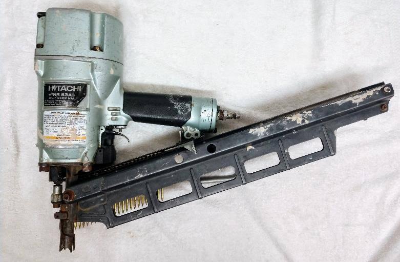 Pneumatic Framing Strip Nailer V532000