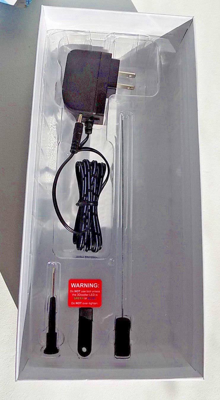 3Doodler 2.0 + 2 Plastic Packs + US Plug T674