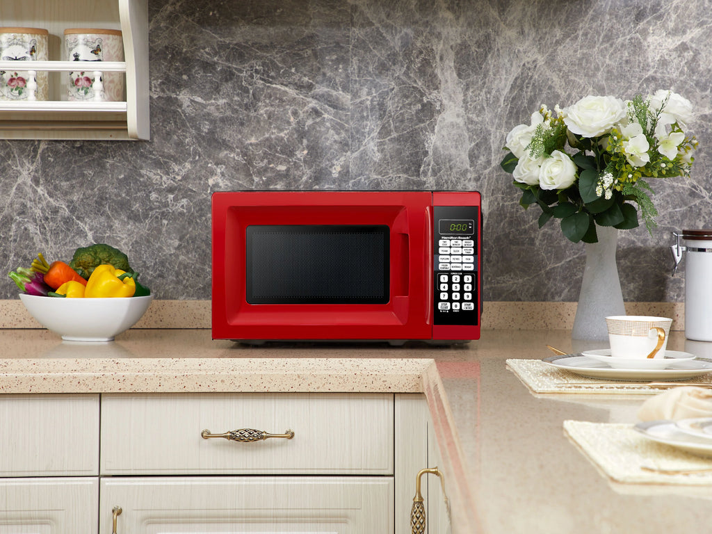 Red Microwave Oven V638