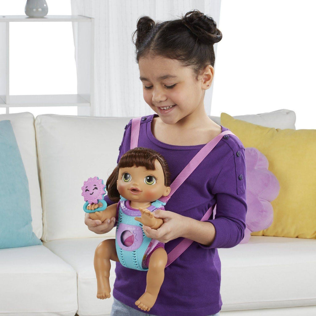 Baby Alive Baby Go Bye Bye (Brunette) D226115