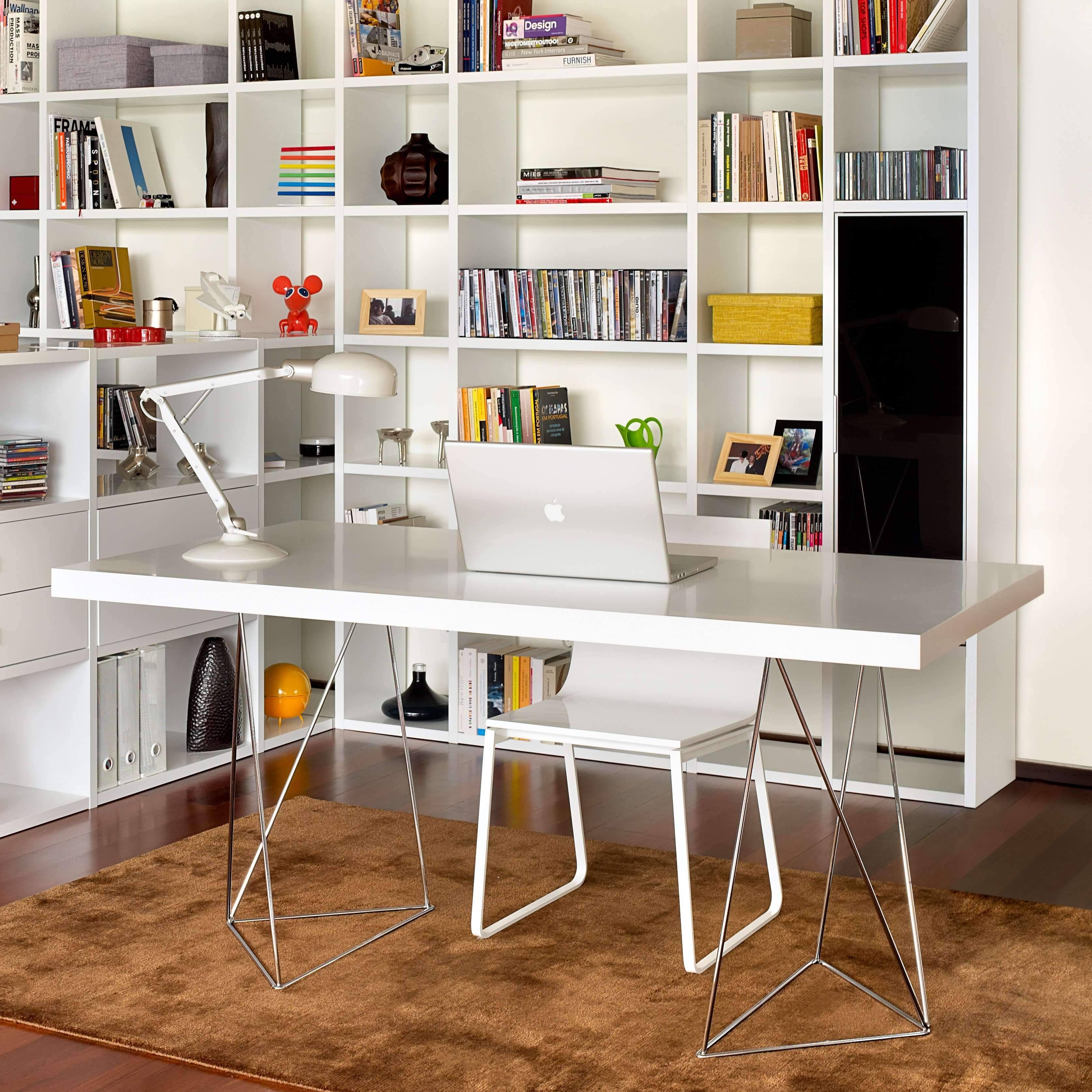 Walnut Chrome Table Top with Trestles W605